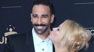 Pamela Anderson aparece impresionante junto a su novio Adil Rami en la fiesta del fútbol de París