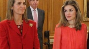 La Infanta Elena se va de Marivent quince minutos después de que llegara la Princesa Letizia