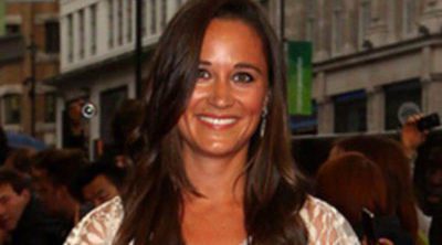 Pippa Middleton, muy molesta con el comentario de Karl Lagerfeld sobre su cara