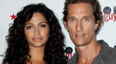 Camila Alves y Matthew McConaughey, de fiesta en Santa Mónica tras su paso por Ibiza