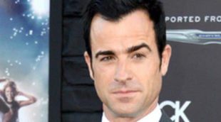 Jennifer Aniston quiere que Justin Theroux firme un contrato prenupcial