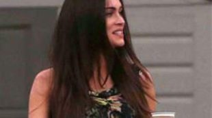 Megan Fox luce barriguita de embarazada por Los Ángeles