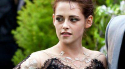 Kristen Stewart, pillada con la gorra de Robert Pattinson y el anillo que él le regaló