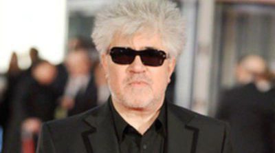 Pedro Almodóvar termina el rodaje de su nueva comedia 'Los amantes pasajeros'