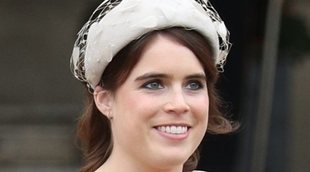 El buen rollo de la Reina Isabel, el Príncipe Harry y las Princesas Beatriz y Eugenia de York en una Garden Party