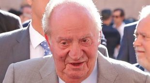 El Rey Juan Carlos, a los toros con la Infanta Elena mientras se prepara para su despedida oficiosa rodeado de Borbones