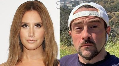 Ashley Tisdale acusa a Kevin Smith de romperle un retrovisor y no parar