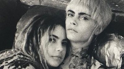 El besazo con el que Cara Delevingne y Ashley Benson celebran su Orgullo