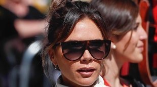 Victoria Beckham se saltó la prohibición de no usar el móvil en la boda de Sergio Ramos y Pilar Rubio