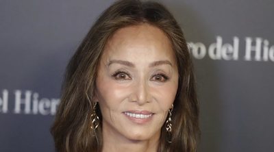 Isabel Preysler defiende a su exmarido: "Carlos Falcó es un señor de los pies a la cabeza"