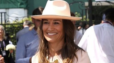 Pippa Middleton, todo sonrisas y glamour con su hermano James Middleton en Wimbledon 2019