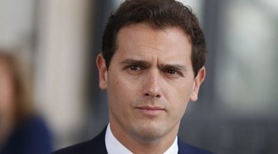 El 40 cumpleaños de Albert Rivera: escapada con Malú, incidente en la carretera y fiesta por todo lo alto