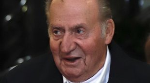 El Rey Juan Carlos I viaja hasta Sanxenxo para animar a la Infanta Elena en las regatas