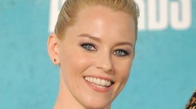 Elizabeth Banks se siente juzgada por haber tenido a sus hijos por gestación subrogada