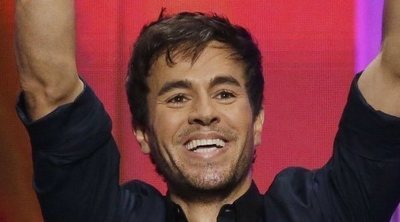 Enrique Iglesias comparte cena con Ana Boyer y Tamara Falcó después de su concierto en Madrid