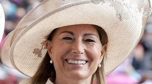 La divertida lucha a lo 'Star Wars' de Carole Middleton con un compañero de trabajo