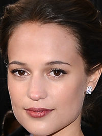 Alicia Vikander