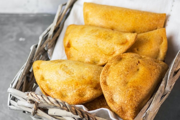 Acompaña las empanadillas con otro complemento