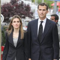 El Príncipe Felipe y la Princesa Letizia en la misa en recuerdo a Fernando Moreno