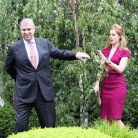 Los Príncipes Andrés y Beatriz de York en la Chelsea Flower Show