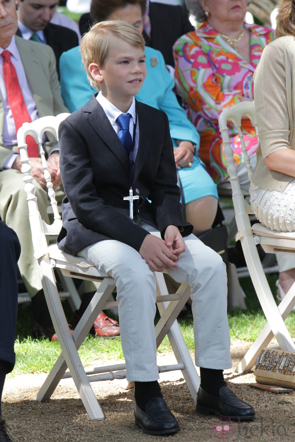 El pequeño Miguel Urdangarín durante su comunión