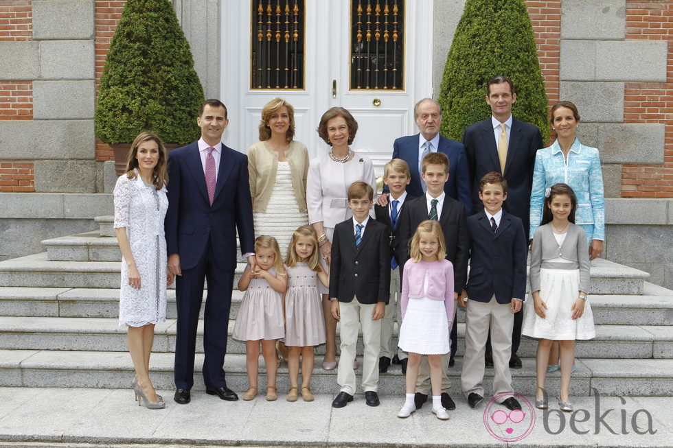 La Familia Real al completo en la primera comunión de Miguel Urdangarín