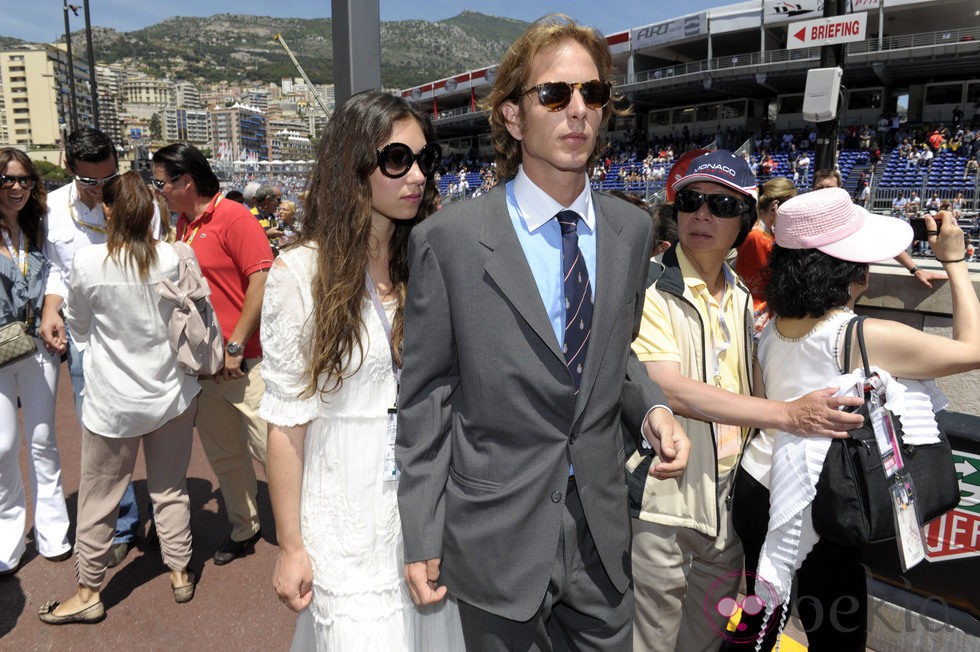 Andrea Casiraghi y Tatiana Santo Domingo en el Gran Premio de F-1 de Mónaco