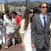 Andrea Casiraghi y Tatiana Santo Domingo en el Gran Premio de F-1 de Mónaco