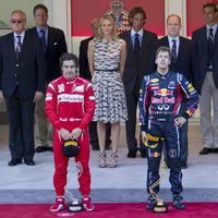 Fernando Alonso, Sebastian Vettel, Jenson Button y los Grimaldi en el Gran Premio de F-1 de Mónaco