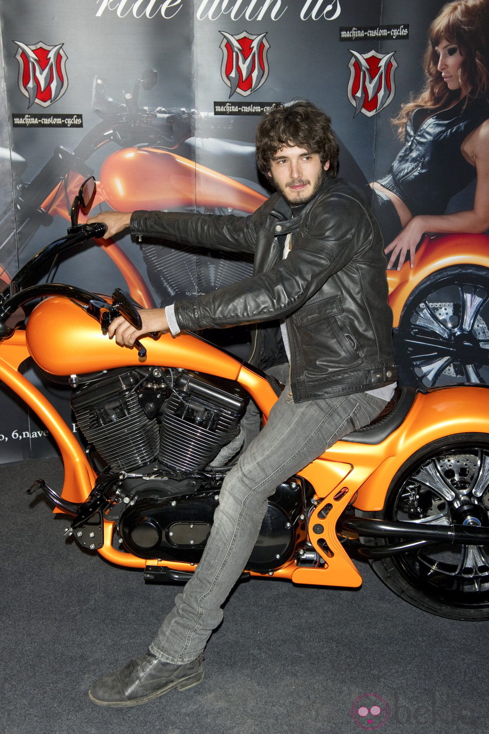 Yon González se motoriza en una presentación