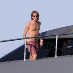 Andrea Casiraghi a bordo de un barco de Ibiza