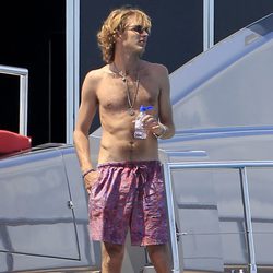 Andrea Casiraghi en un yate en Ibiza