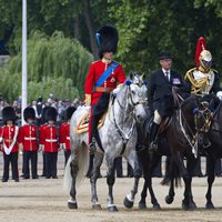 El Príncipe Guillermo ensaya para los actos de celebración del cumpleaños de Isabel II