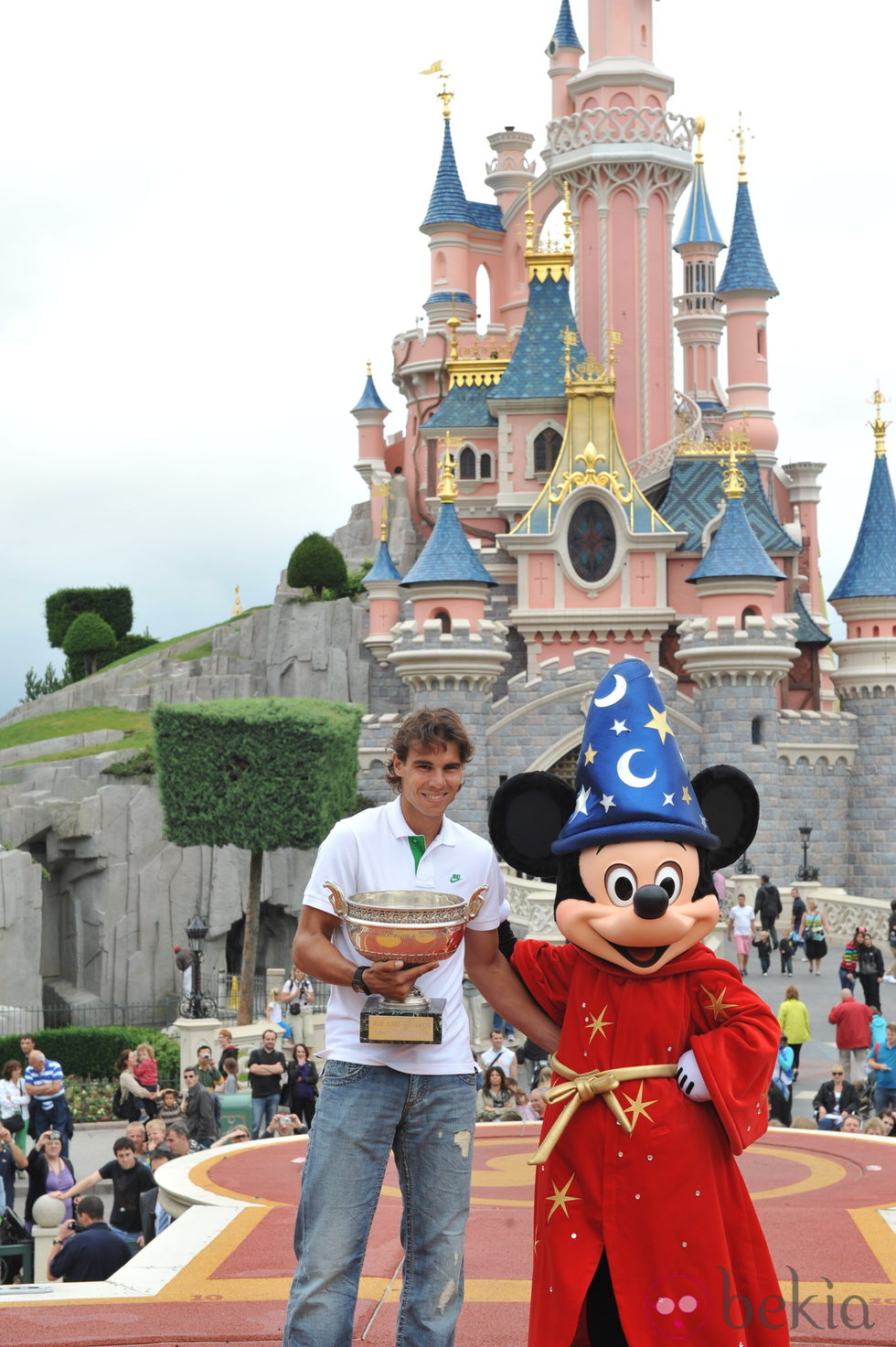 Rafa Nadal y Mickey en Disneyland Paris