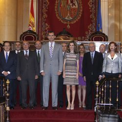 Los Príncipes de Asturias y miembros del Senado