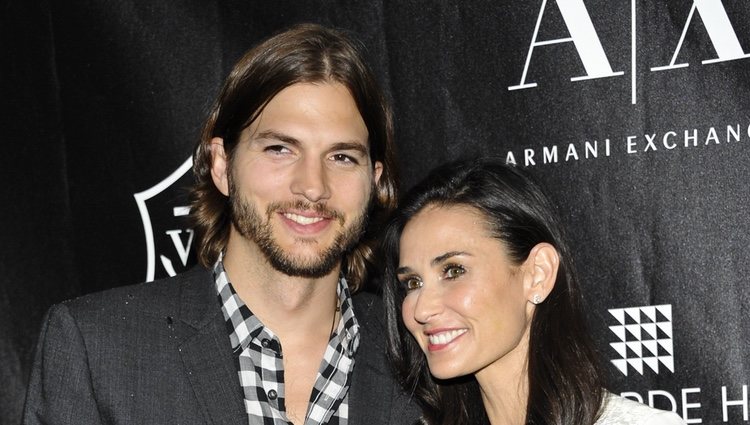 Ashton Kutcher y Demi Moore en los Premios Stephan Weiss Apple