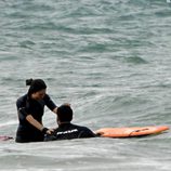 Miguel Ángel Silvestre y Blanca Suárez en el mar