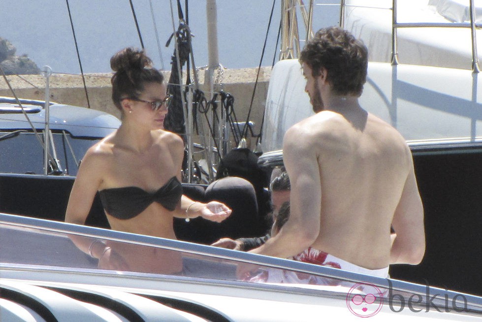 Pau Gasol y Silvia López en Ibiza