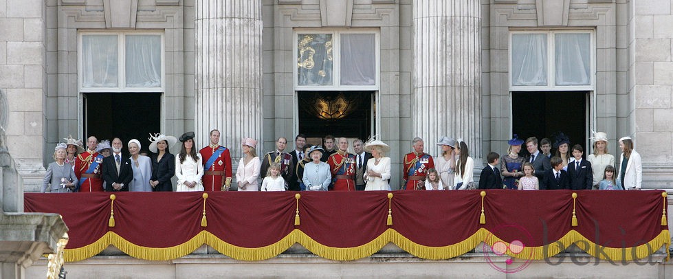 La Familia Real Británica en Buckingham Palace