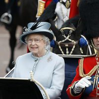 Isabel II y Felipe de Edimburgo en 'Trooping the colour'