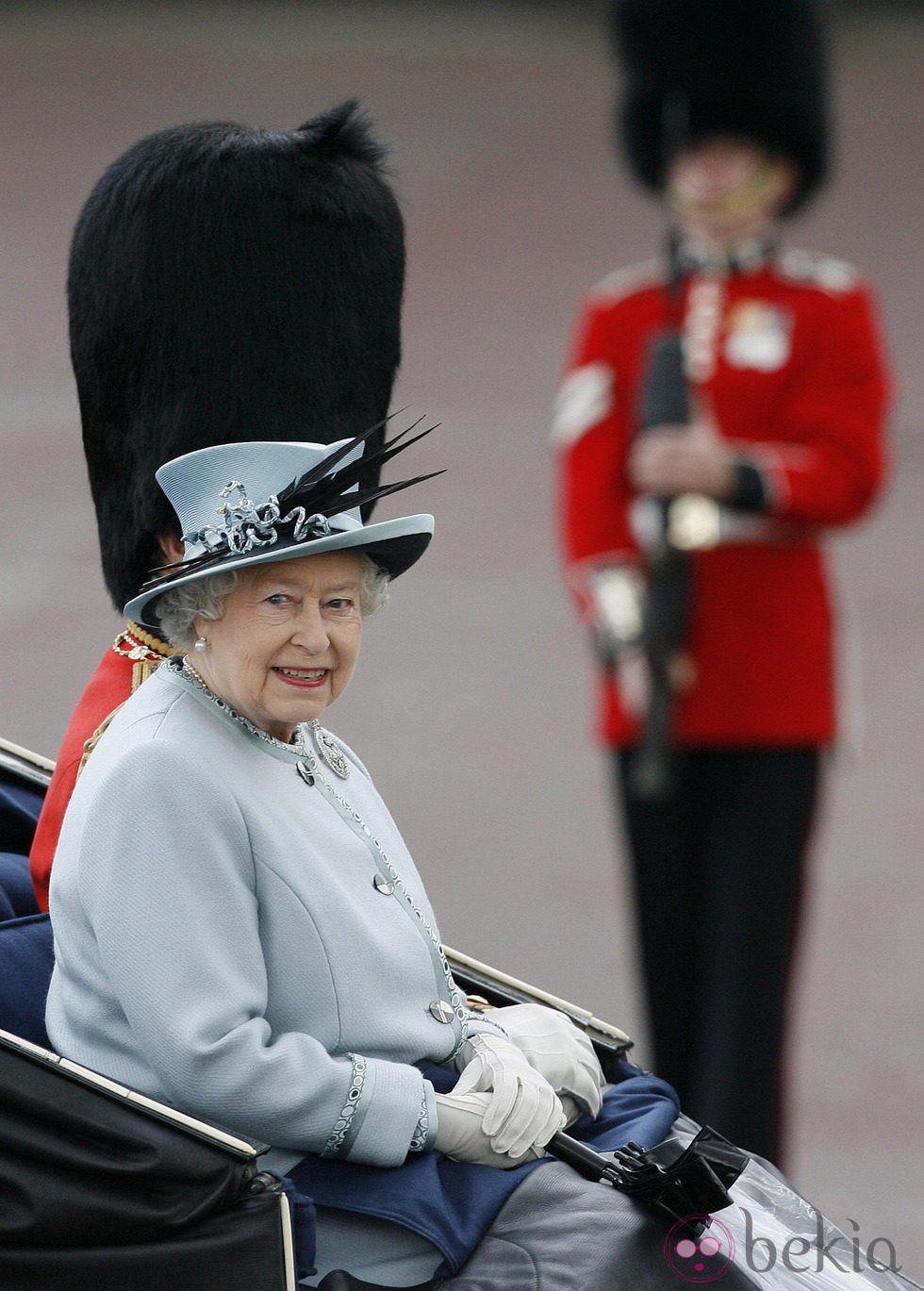 La Reina Isabel II en el desfile 'Trooping the colour'