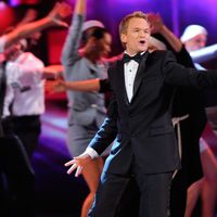 Neil Patrick Harris actuando en los Premios Tony 2011