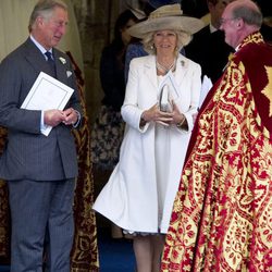 El Príncipe Carlos y la Duquesa de Cornualles en el Castillo de Windsor