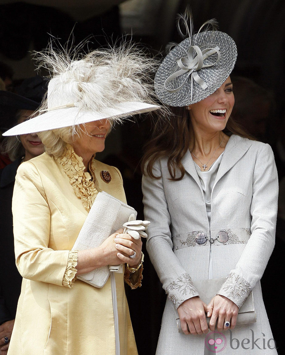 Las Duquesas Camilla de Cornualles y Catalina de Cambridge en la Jarretera