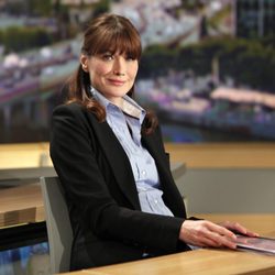 Carla Bruni, entrevistada en televisión