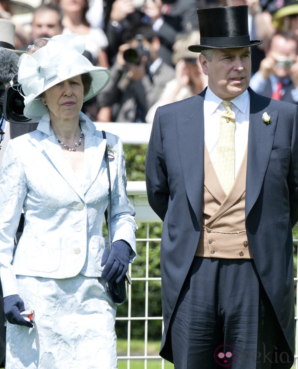 La Princesa Ana y el Duque de York en Ascot