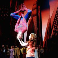 &#65279;&#65279;&#65279;&#65279;Reeve Carney y Jennifer Damiano en el estreno de 'Spider-Man'