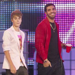 Justin Bieber y Drake en los MuchMusic Video Awards 2011