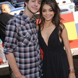 Sarah Hyland y Matt Prokop en el estreno de 'Cars 2'