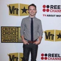 Elijah Wood en los Critics' Choice Television Awards 2011